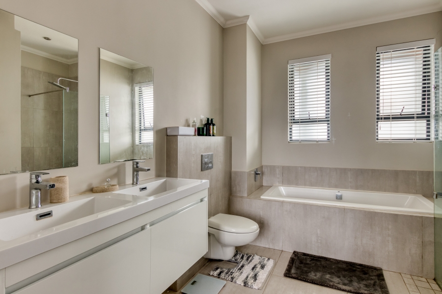 2 Bedroom Property for Sale in Sitari Country Estate Western Cape